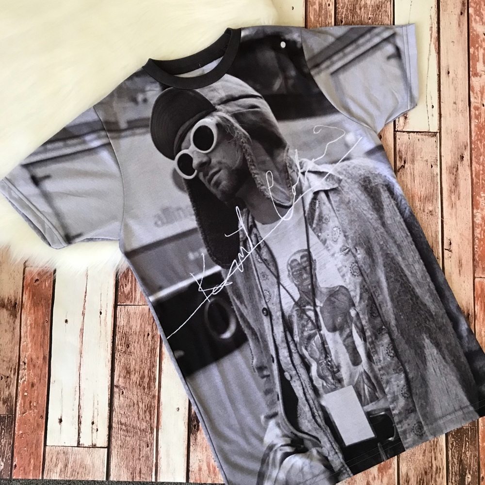 Kurt Cobain Sublimated T-Shirt Small Grey NWT - Picture 1 of 8